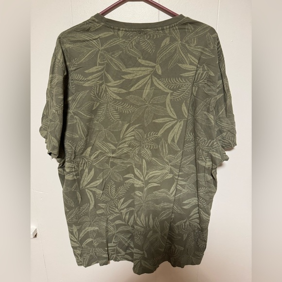 Men old navy t shirt XXL - Picture 3 of 3